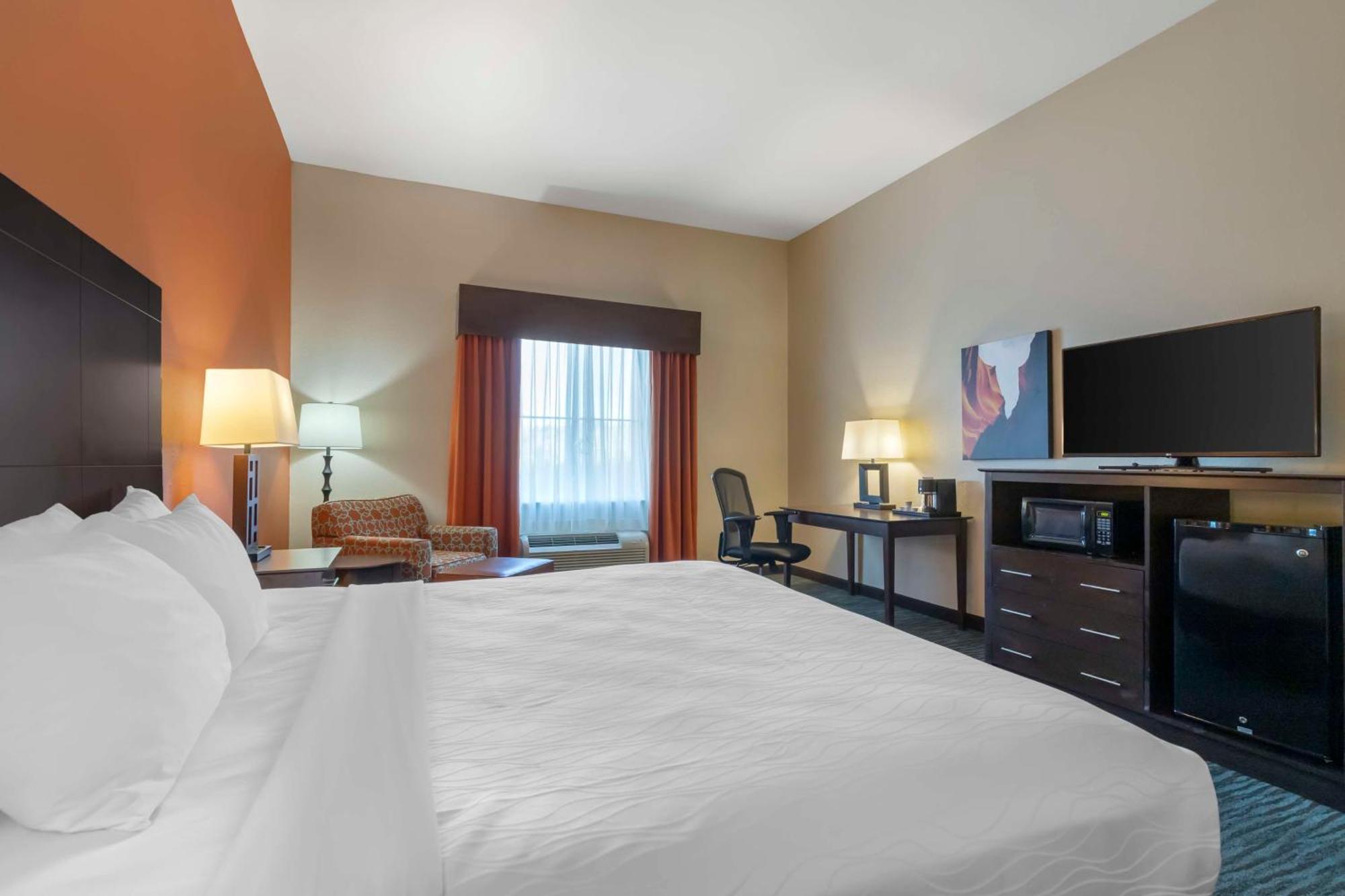 Best Western Plus Longhorn Inn & Suites Luling Luaran gambar