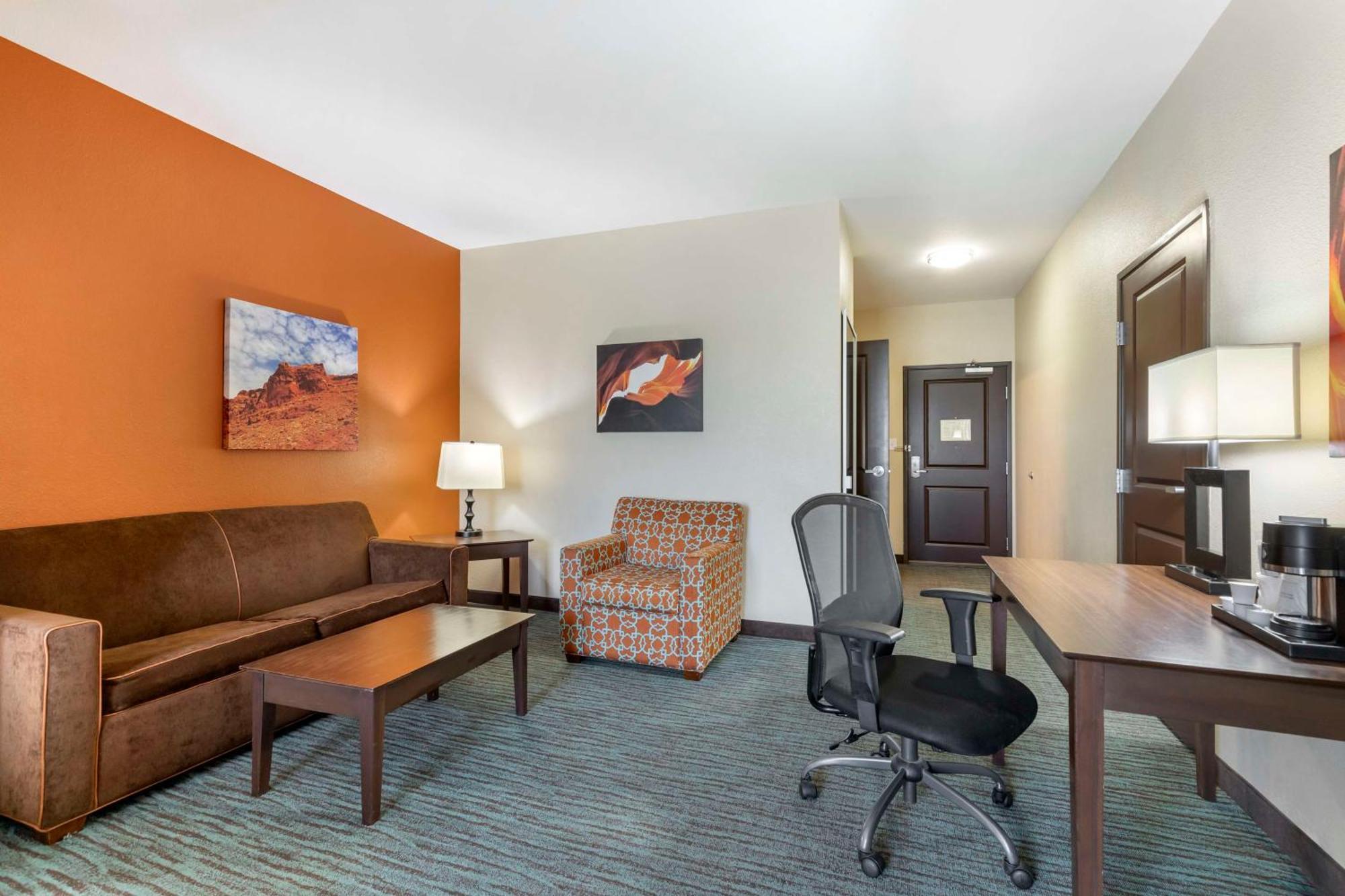 Best Western Plus Longhorn Inn & Suites Luling Luaran gambar