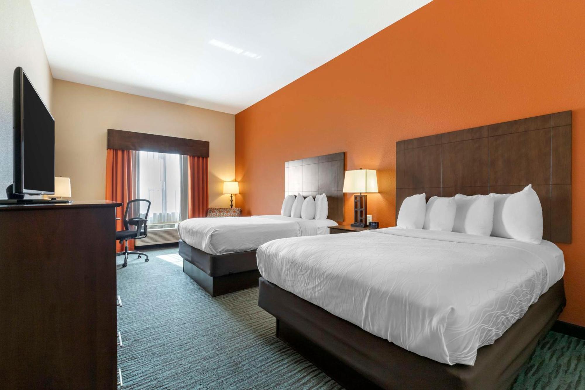 Best Western Plus Longhorn Inn & Suites Luling Luaran gambar